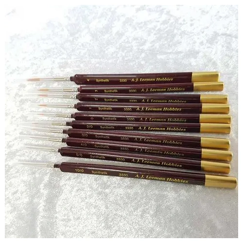 Triangle Hobby Brush 2/0